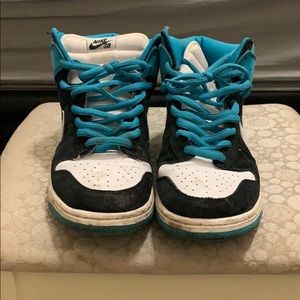 Nike dunk high send help